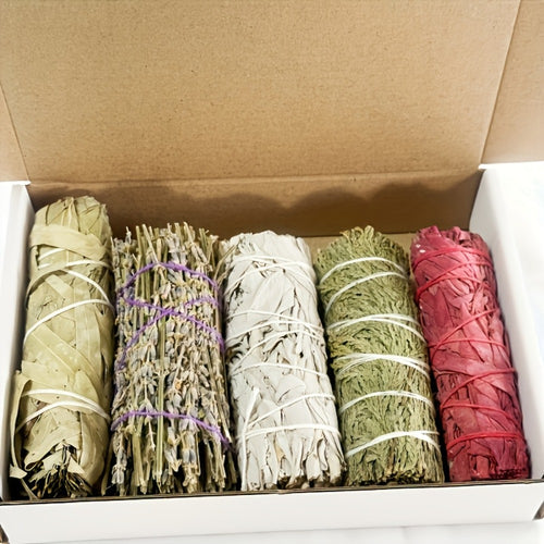 Sage Smudge Kit 5 Pack White Sage Cedarwood Dragon's Blood Eucalyptus Lavender Incense Sticks Set for House Cleansing Meditation Spiritual Purification Home Decor Gift Set for Women Men Beginners