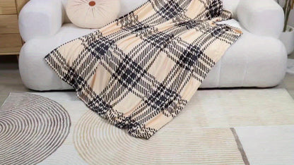 Heart Floral Print Flannel Blanket – 250-300gsm Soft All-Season Throw for Home, Office & Travel, 6 Sizes, Mother's Day Gift