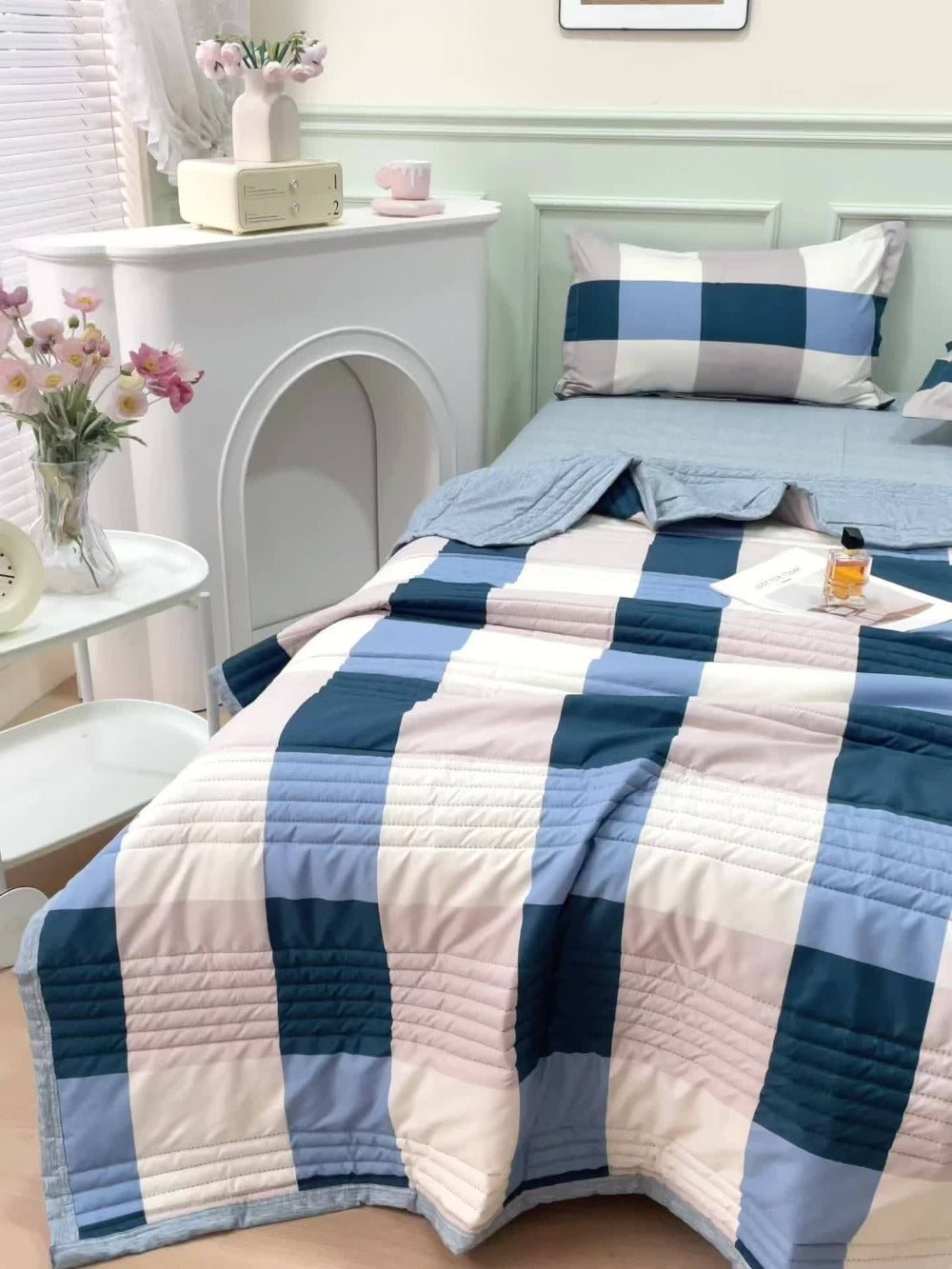 Quilt Set 3 Piece Summer Cooling – Floral Printed Thin Comforter with 2 Pillowcases, Soft Skin-Friendly Bedding for Twin Full Queen King, All Season Lightweight Blanket for Bedroom Hotel Guest Room