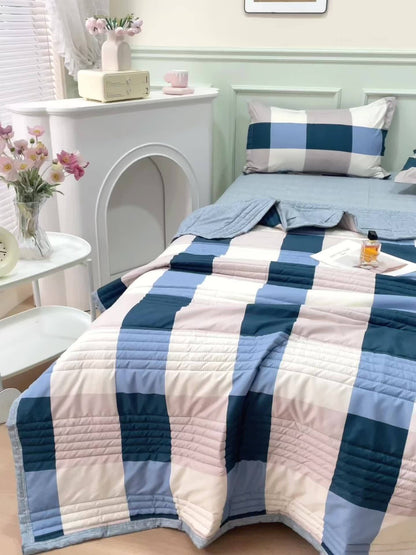 Quilt Set 3 Piece Summer Cooling – Floral Printed Thin Comforter with 2 Pillowcases, Soft Skin-Friendly Bedding for Twin Full Queen King, All Season Lightweight Blanket for Bedroom Hotel Guest Room