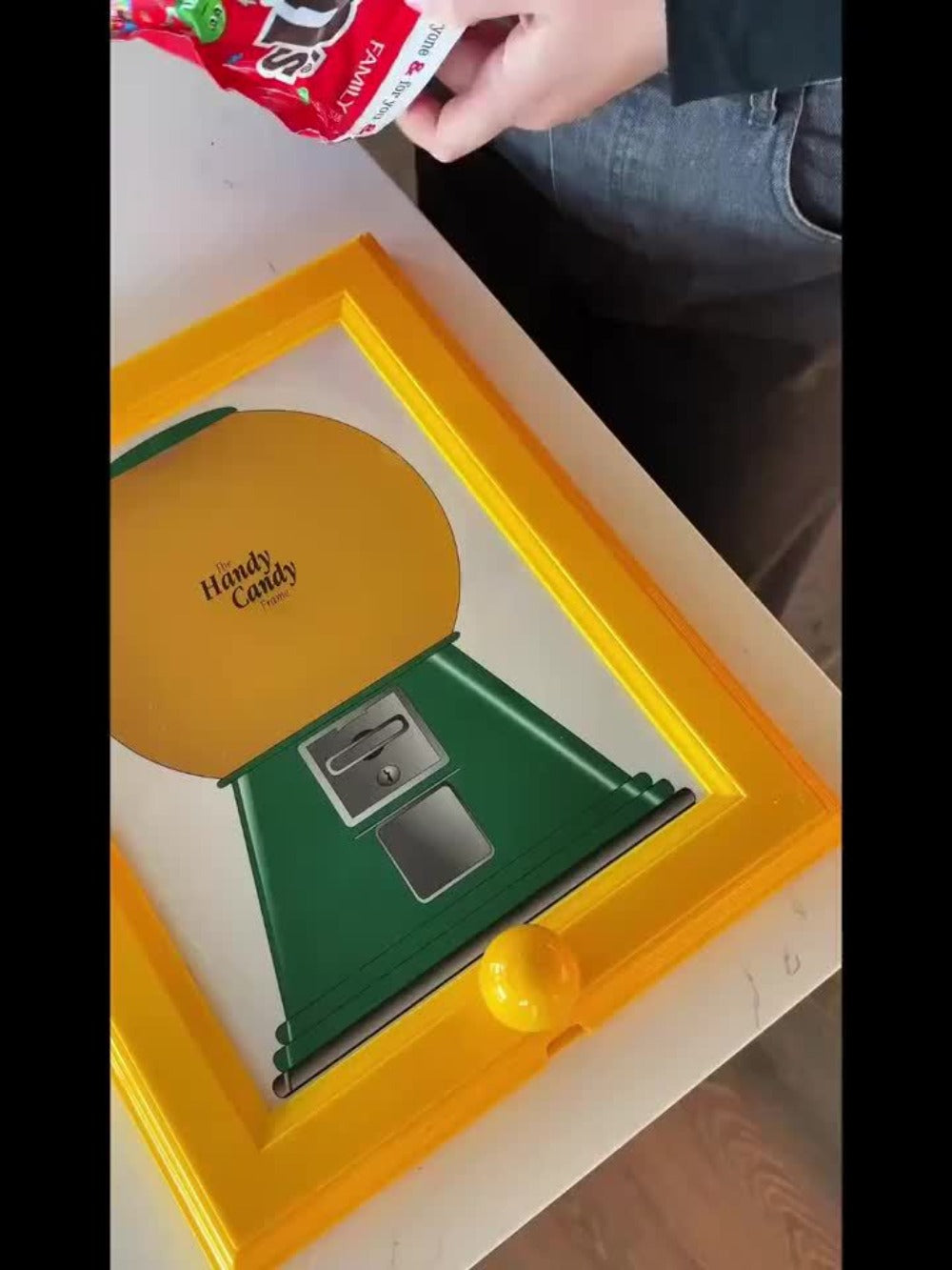 Creative Snack Display Rack – Fun Decorative Food & Photo Display Stand for Parties, Home Decor & Events – Unique Novelty Gift Idea for Birthdays, Christmas & Celebrations