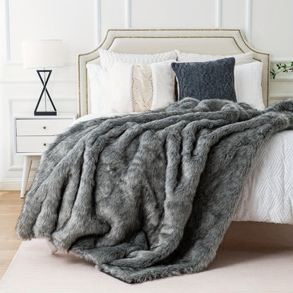 Long Hair Fluffy Reversible Plush Velvet Throw Blanket – 300-350gsm Soft Elegant Throw for Couch & Bed, 6 Colors, 2 Sizes