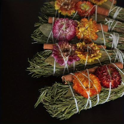 Rosemary Cinnamon Dried Flower Bundles 5pcs – Handmade Aromatic Home Decor Sticks with Bay Leaves & Daisies, Festival Gift