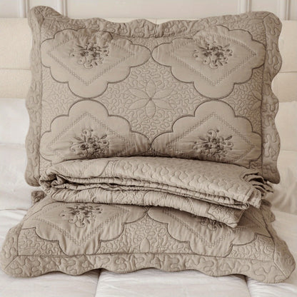 Quilt Set 3 Piece Floral Embroidery Bedspread - 100% Polyester Wrinkle Resistant Lightweight Quilted Coverlet with 2 Pillow Shams for Full Queen King Bed, Elegant Bedroom Decor in 19 Colors