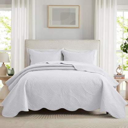Quilted Bedspread Set 3 Piece – Soft Floral Coverlet with Pillow Shams, Lightweight Breathable Quilt for Bedroom & Guest Room, All Season Bed Cover