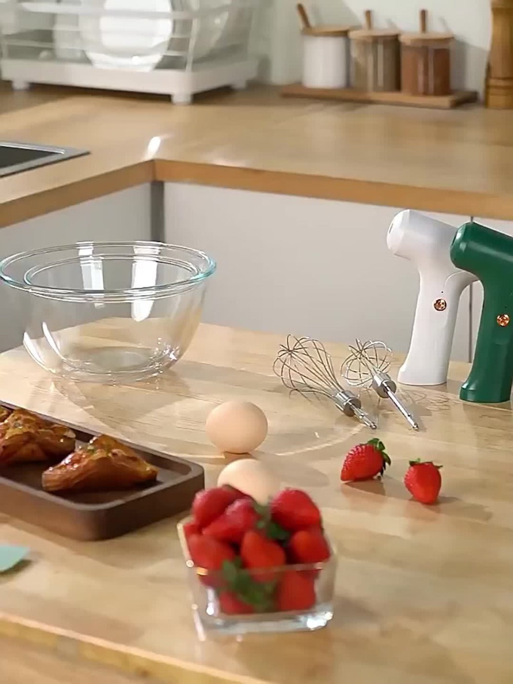 Cordless Electric Egg Beater & Cream Whipper - Handheld Stand-Up Portable Mixer for Cake Baking, Ice Cream & Whipping, Rechargeable Wireless Kitchen Mixer, Holiday Gift for Home Bakers