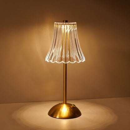 LED Retro Metal Table Lamp for Bedroom, Nordic Bedside Night Light with USB Charging, Warm Atmosphere Desk Lamp for Living Room Reading